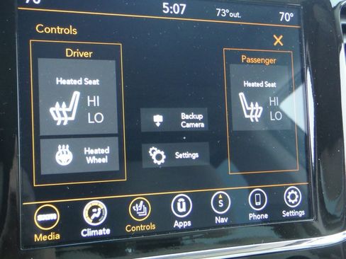 Used 2022 Jeep Grand Cherokee Laredo E w/ Security & Convenience Group AWD/4WD image 29