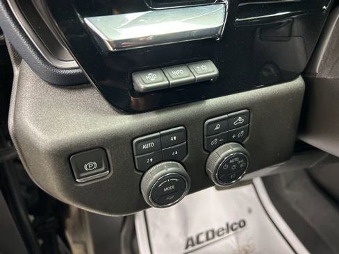 Used 2024 Chevrolet Silverado 1500 High Country w/ Technology Package image 16