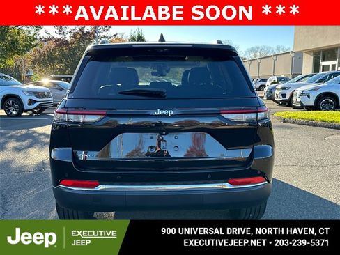 Used 2023 Jeep Grand Cherokee 4WD 4xe w/ Luxury Tech Group II image 3