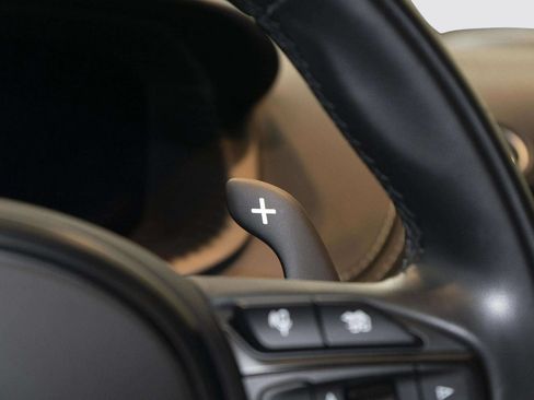 Used 2024 Aston Martin DBX AWD/4WD image 33