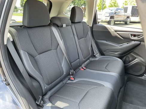 Used 2019 Subaru Forester Premium w/ All-Weather Package AWD/4WD image 15