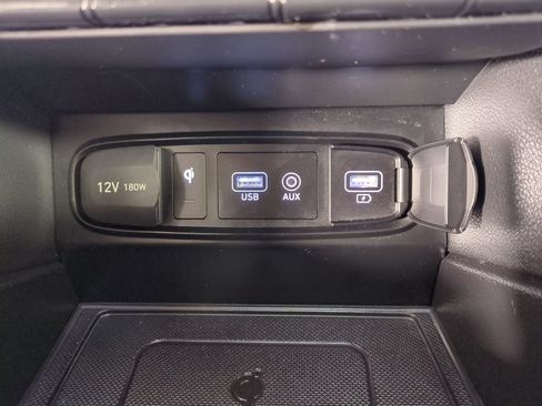 Used 2020 Hyundai Santa Fe Limited AWD/4WD image 28