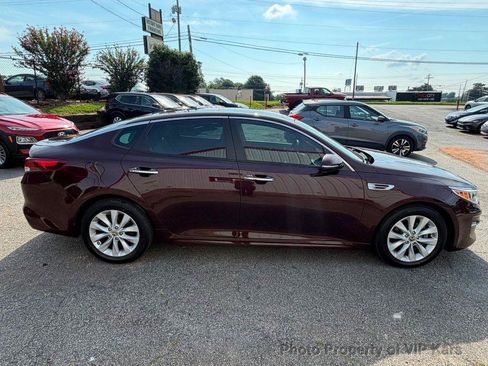 Used 2016 Kia Optima EX w/ Premium Package FWD image 4