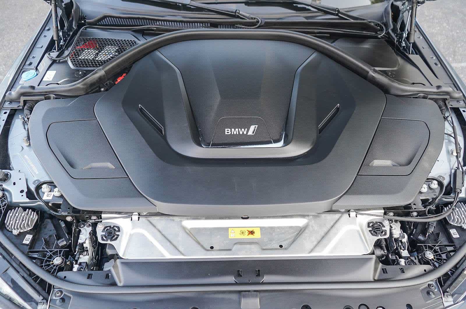 Used 2023 BMW i4 eDrive40 w/ Premium Package RWD image 39