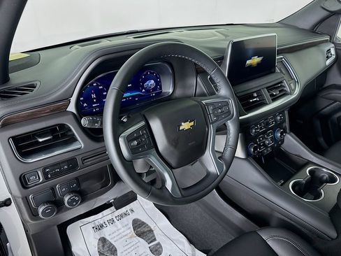 Used 2024 Chevrolet Tahoe LT image 9