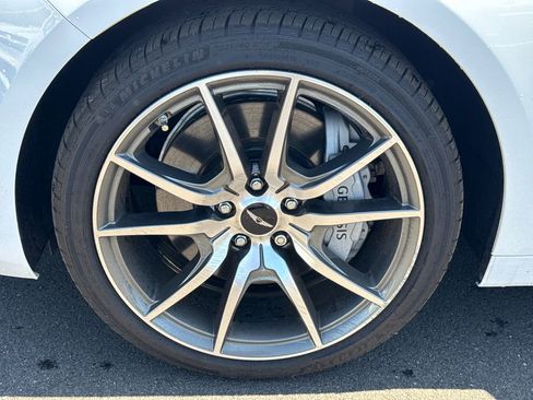 Used 2024 Genesis G70 2.5T RWD image 11