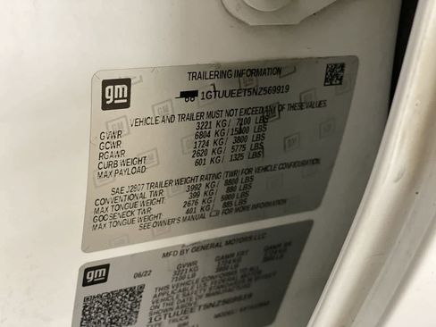 Used 2022 GMC Sierra 1500 AT4 w/ AT4 Preferred Package image 28