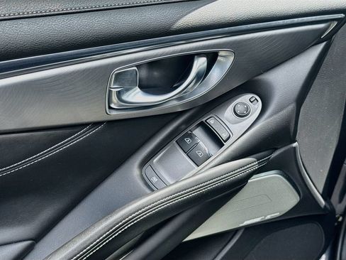Certified 2022 INFINITI Q60 3.0t Luxe w/ Cargo Package RWD image 18