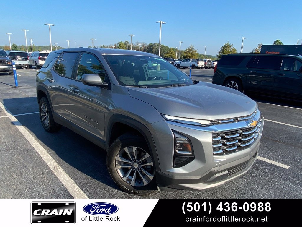 Used 2025 Chevrolet Equinox LT FWD image 1
