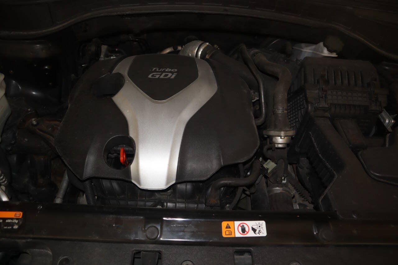 Used 2013 Hyundai Santa Fe Sport 2.0T FWD image 35