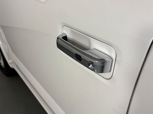 Used 2018 Ford F150 Platinum w/ Equipment Group 701A Luxury RWD image 12