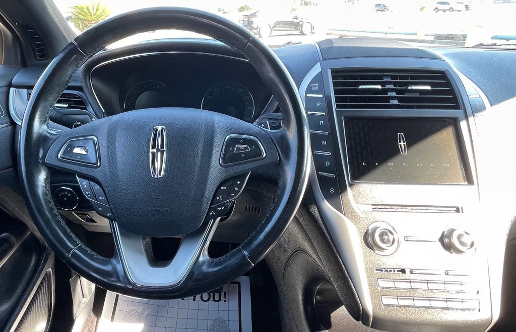 Used 2017 Lincoln MKC Reserve FWD image 17
