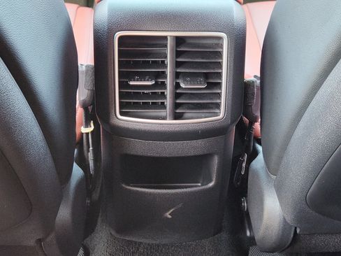 Used 2026 Kia Sportage SX FWD image 31