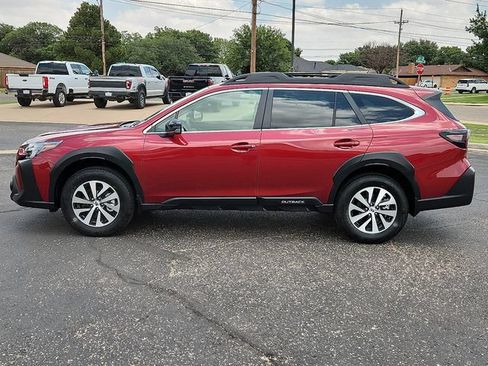 Certified 2025 Subaru Outback Premium AWD/4WD image 2