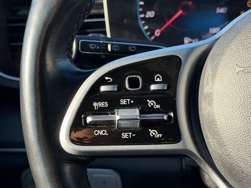 Used 2021 Mercedes-Benz GLE 350 4MATIC image 15