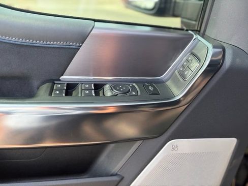 Certified 2026 Ford F350 Platinum AWD/4WD image 19