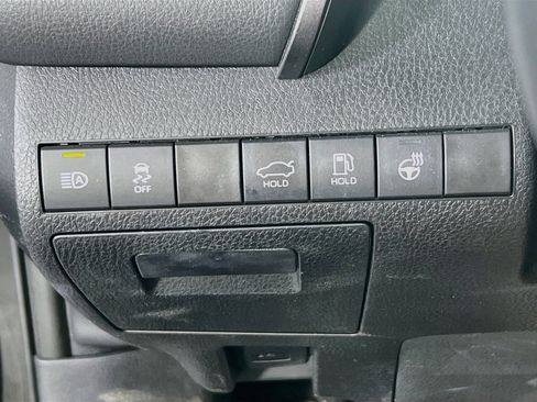 Used 2023 Toyota Camry SE w/ Cold Weather Package AWD/4WD image 10