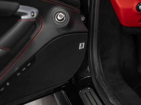 Used 2022 Ferrari F8 Tributo RWD image 28