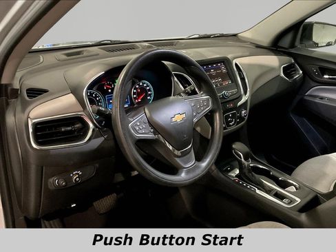 Used 2022 Chevrolet Equinox LT AWD/4WD image 17