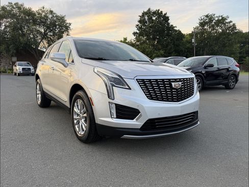 Used 2020 Cadillac XT5 Premium Luxury FWD image 1