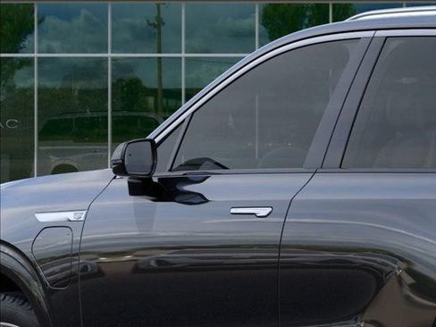 New 2026 Cadillac Vistiq Luxury AWD/4WD image 12