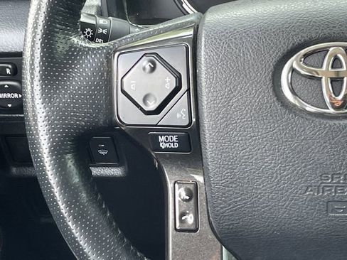 Used 2023 Toyota 4Runner TRD Off-Road Premium w/ Moonroof Package AWD/4WD image 11