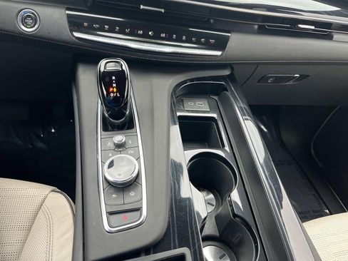 Certified 2023 Cadillac Escalade ESV Sport w/ Touring Package image 37