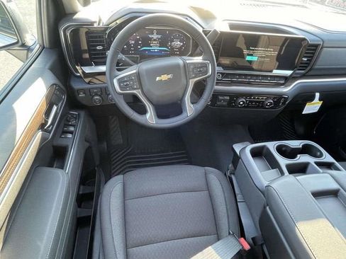 New 2026 Chevrolet Silverado 1500 LT image 12