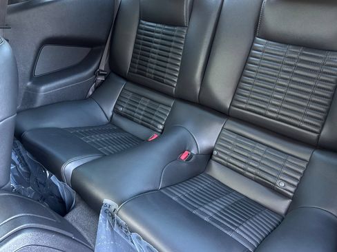 Used 2014 Ford Mustang Shelby GT500 w/ Equipment Group 821A RWD image 12
