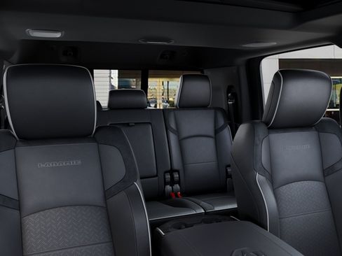 New 2026 RAM 2500 Laramie AWD/4WD image 26