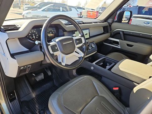 Used 2021 Land Rover Defender 110 SE image 10