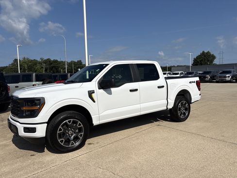 Used 2024 Ford F150 STX AWD/4WD image 3