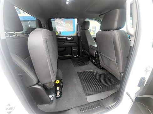 Used 2023 Chevrolet Silverado 1500 LT image 13