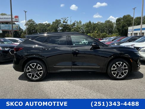 Used 2025 Chevrolet Blazer RS FWD image 6