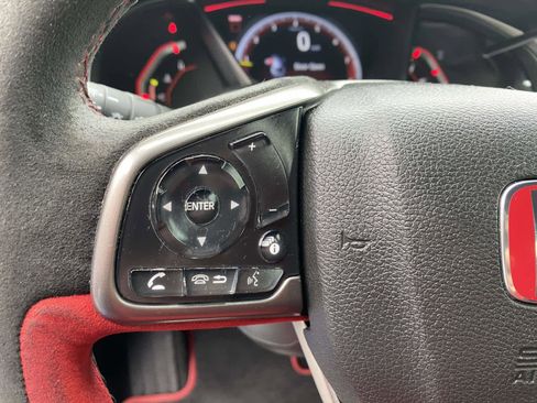 Used 2020 Honda Civic Type R image 12