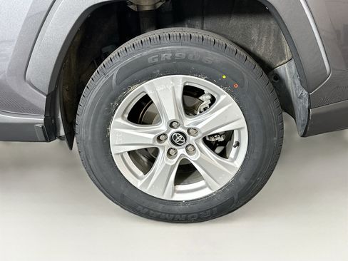 Used 2020 Toyota RAV4 XLE w/ All Weather Liner Package AWD/4WD image 11