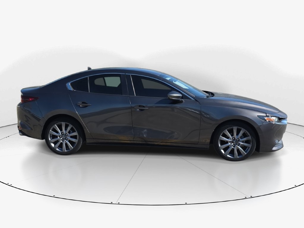 Used 2021 MAZDA MAZDA3 s FWD image 2