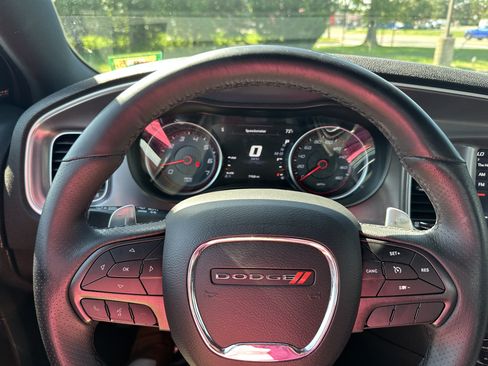 Used 2019 Dodge Charger Scat Pack RWD image 33