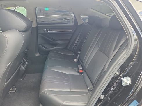 Used 2022 Honda Accord EX-L image 10