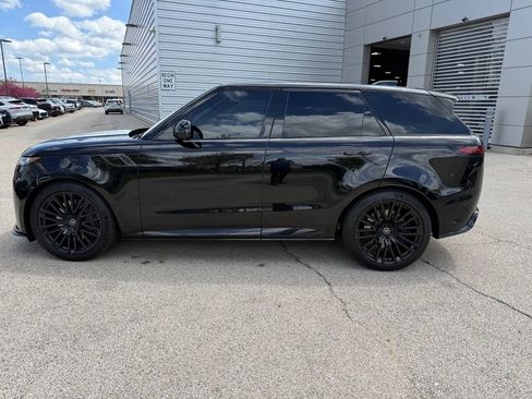Used 2024 Land Rover Range Rover Sport AWD/4WD image 8