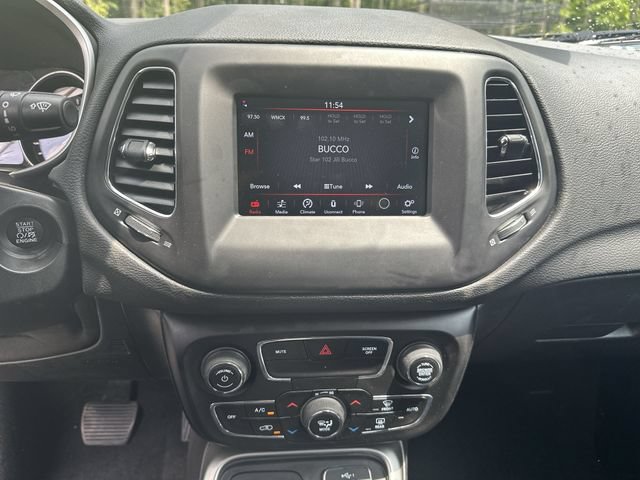 Used 2019 Jeep Compass Latitude w/ Popular Equipment Group AWD/4WD image 15
