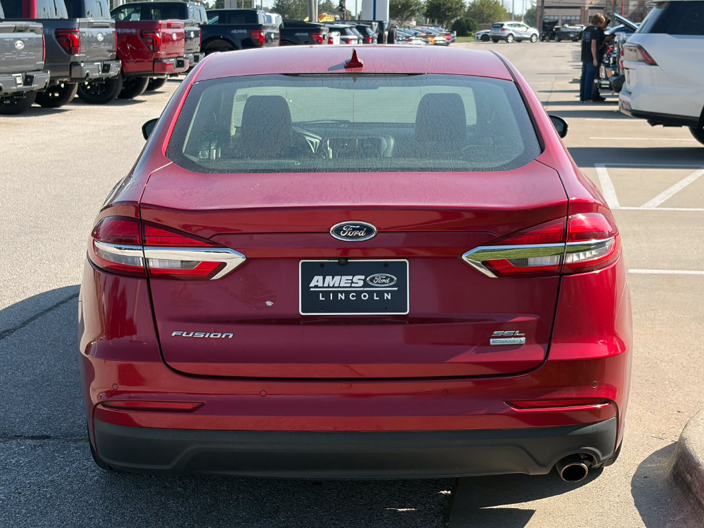 Certified 2020 Ford Fusion SEL FWD image 3