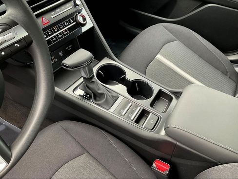 Certified 2026 Hyundai Sonata SE FWD image 18