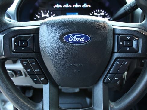 Used 2022 Ford F250 XL w/ Power Equipment Group image 25