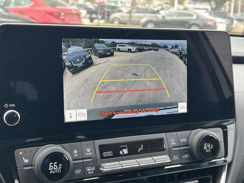 Certified 2025 Toyota Grand Highlander FWD image 36