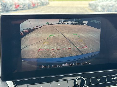 Certified 2024 Nissan Altima 2.5 SR w/ SR Premium Package AWD/4WD image 19