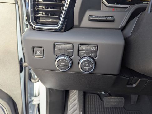 New 2026 GMC Sierra 2500 Denali Ultimate image 9