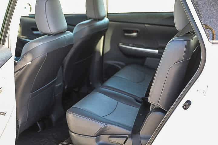 Used 2013 Toyota Prius V Five FWD image 18