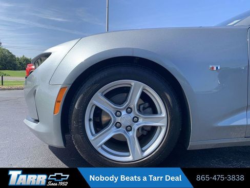 Used 2023 Chevrolet Camaro LT RWD image 19