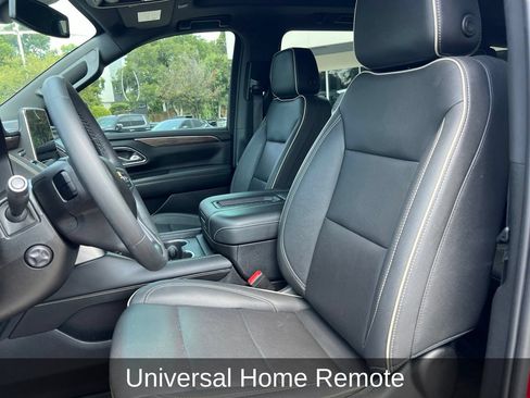 Used 2023 Chevrolet Suburban Premier AWD/4WD image 10